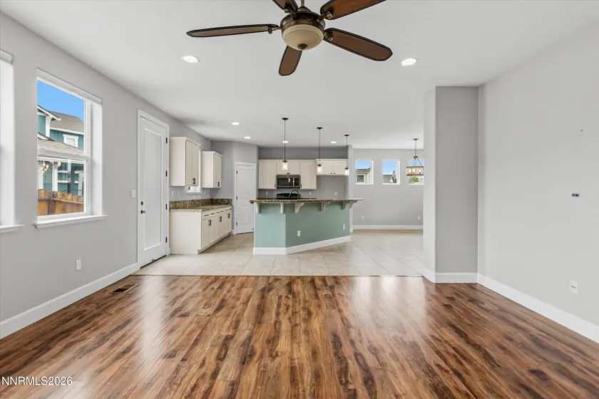 4849 Ahwanee, Sparks, Nevada 89436, 4 Bedrooms Bedrooms, ,4 BathroomsBathrooms,Residential,Residential,Ahwanee,0,260007384