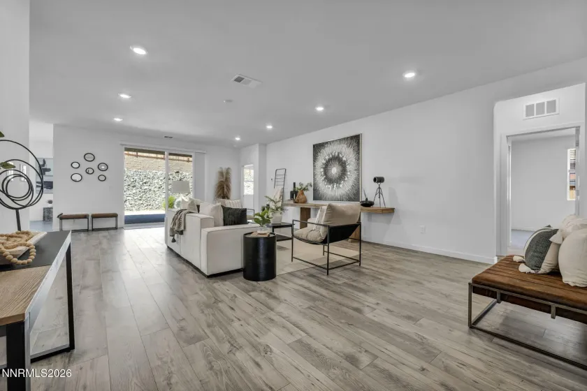 8405 Fenhollow, Verdi, Nevada 89439, 4 Bedrooms Bedrooms, ,3 BathroomsBathrooms,Residential,Residential,Fenhollow,0,260007387