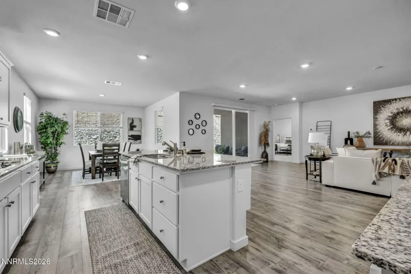 8405 Fenhollow, Verdi, Nevada 89439, 4 Bedrooms Bedrooms, ,3 BathroomsBathrooms,Residential,Residential,Fenhollow,0,260007387