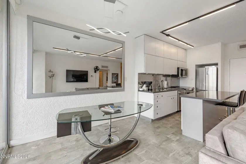 100 Arlington, Reno, Nevada 89501, 1 Bedroom Bedrooms, ,1 BathroomBathrooms,Residential,Residential,Arlington,0,260007414