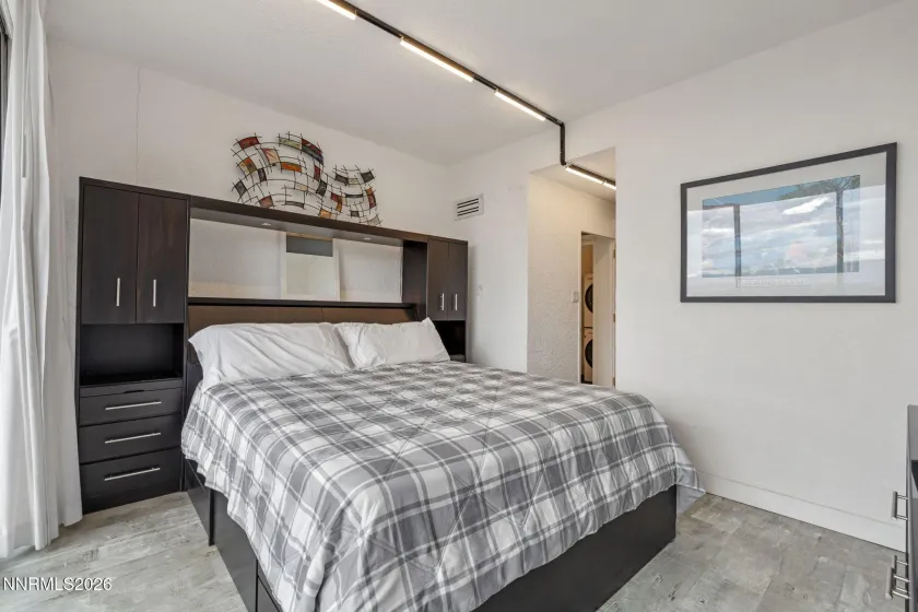 100 Arlington, Reno, Nevada 89501, 1 Bedroom Bedrooms, ,1 BathroomBathrooms,Residential,Residential,Arlington,0,260007414