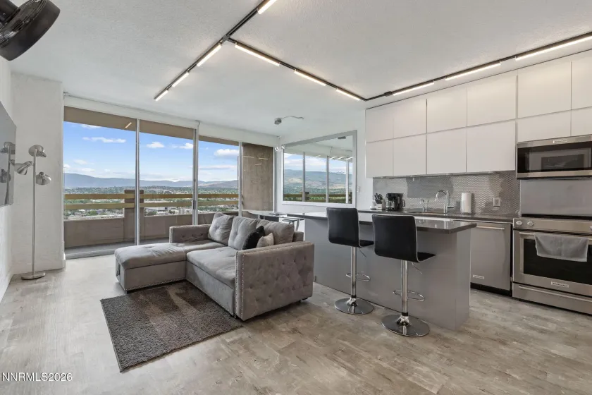 100 Arlington, Reno, Nevada 89501, 1 Bedroom Bedrooms, ,1 BathroomBathrooms,Residential,Residential,Arlington,0,260007414