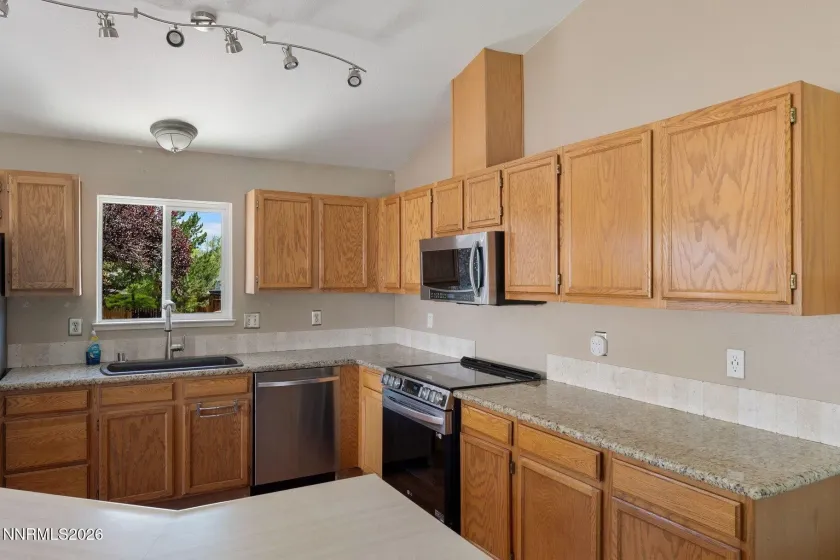 170 Monumental, Sparks, Nevada 89436, 3 Bedrooms Bedrooms, ,2 BathroomsBathrooms,Residential,Residential,Monumental,0,260007415