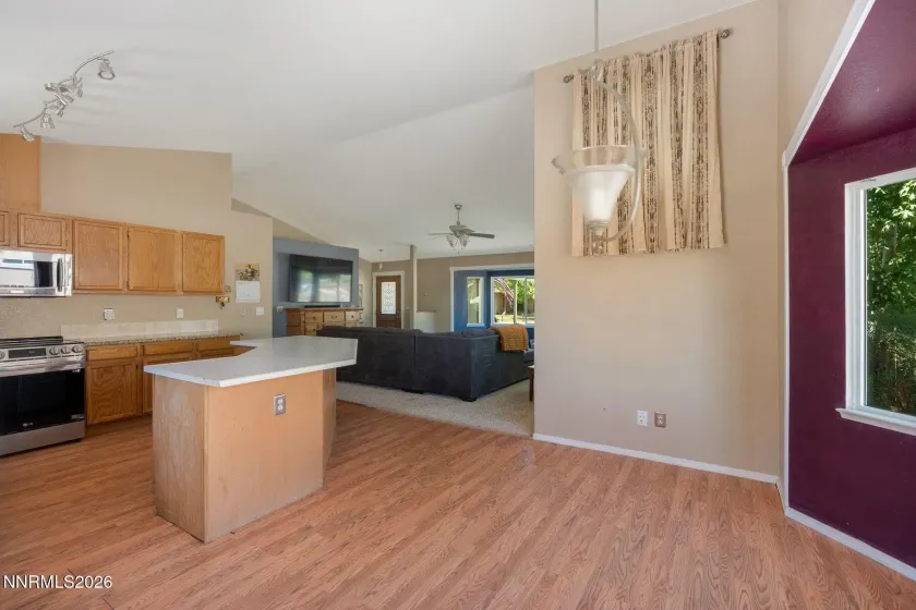 170 Monumental, Sparks, Nevada 89436, 3 Bedrooms Bedrooms, ,2 BathroomsBathrooms,Residential,Residential,Monumental,0,260007415
