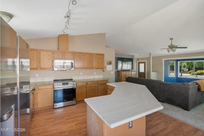 170 Monumental, Sparks, Nevada 89436, 3 Bedrooms Bedrooms, ,2 BathroomsBathrooms,Residential,Residential,Monumental,0,260007415