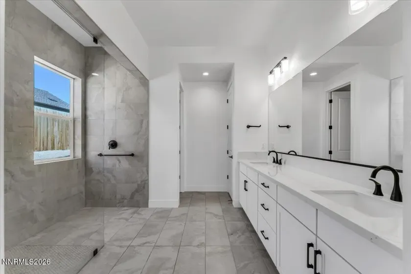 3270 Amaretto, Sparks, Nevada 89441, 4 Bedrooms Bedrooms, ,4 BathroomsBathrooms,Residential,Residential,Amaretto,0,260007418