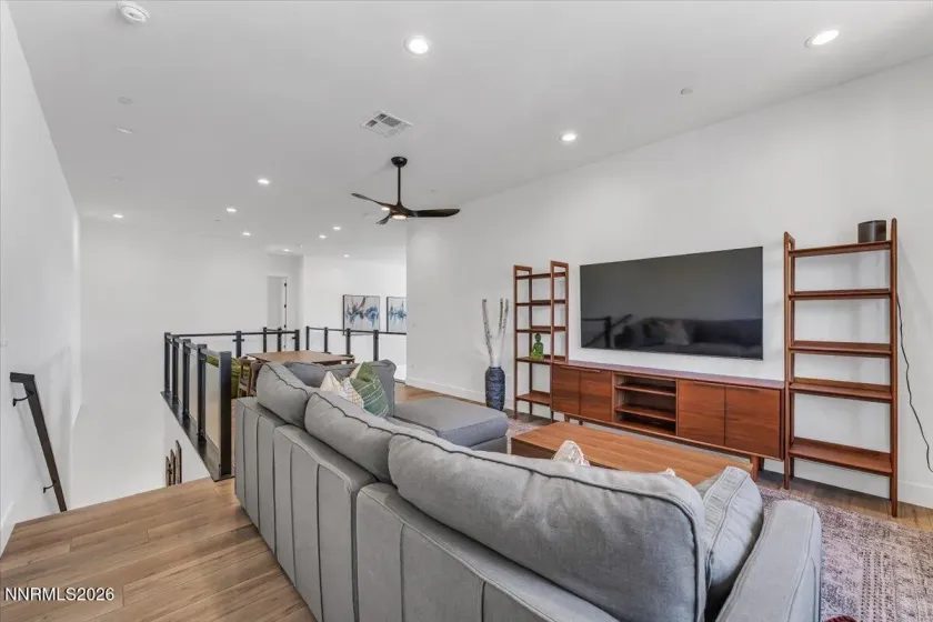 3270 Amaretto, Sparks, Nevada 89441, 4 Bedrooms Bedrooms, ,4 BathroomsBathrooms,Residential,Residential,Amaretto,0,260007418