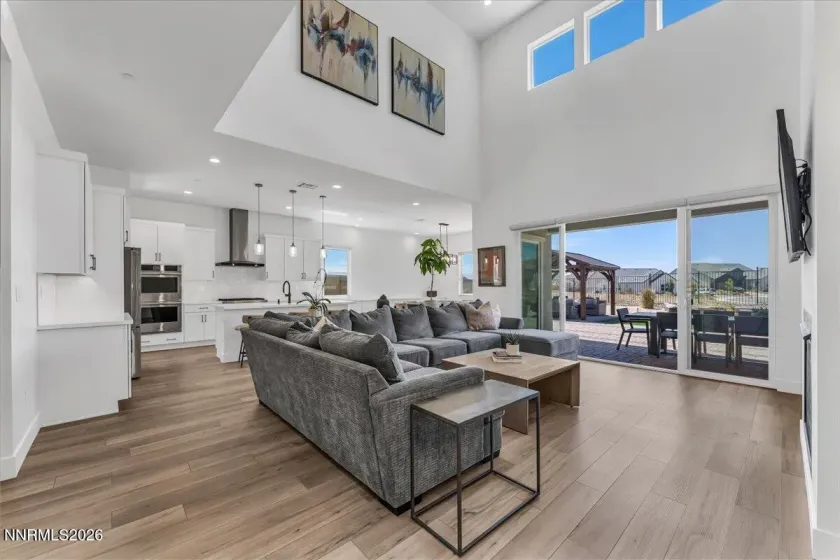 3270 Amaretto, Sparks, Nevada 89441, 4 Bedrooms Bedrooms, ,4 BathroomsBathrooms,Residential,Residential,Amaretto,0,260007418
