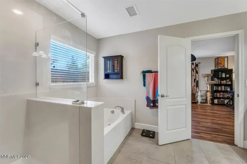 7135 Quill, Reno, Nevada 89506, 4 Bedrooms Bedrooms, ,3 BathroomsBathrooms,Residential,Residential,Quill,0,260007420