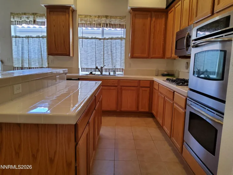 1675 Jewel Ridge, Reno, Nevada 89506, 5 Bedrooms Bedrooms, ,3 BathroomsBathrooms,Residential,Residential,Jewel Ridge,0,260007421