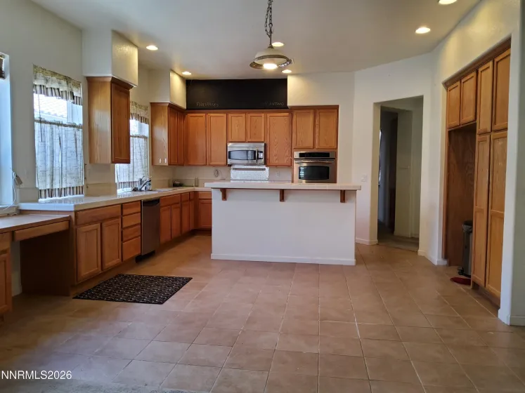 1675 Jewel Ridge, Reno, Nevada 89506, 5 Bedrooms Bedrooms, ,3 BathroomsBathrooms,Residential,Residential,Jewel Ridge,0,260007421