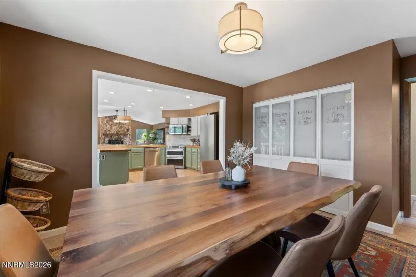 3070 Natalie, Reno, Nevada 89509, 5 Bedrooms Bedrooms, ,3 BathroomsBathrooms,Residential,Residential,Natalie,0,260007423