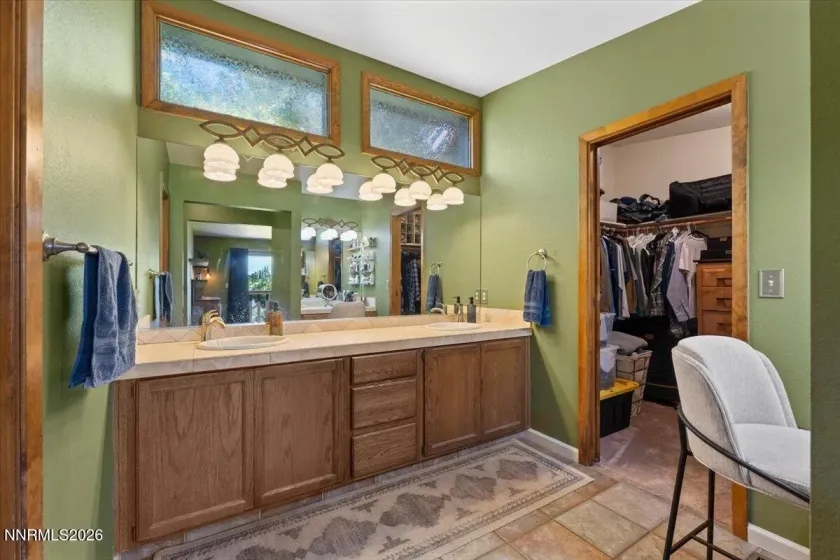 3070 Natalie, Reno, Nevada 89509, 5 Bedrooms Bedrooms, ,3 BathroomsBathrooms,Residential,Residential,Natalie,0,260007423