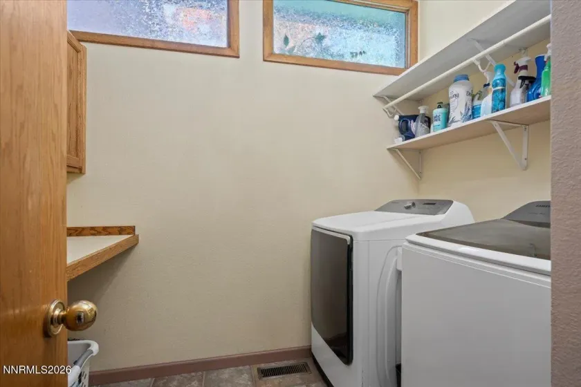 3070 Natalie, Reno, Nevada 89509, 5 Bedrooms Bedrooms, ,3 BathroomsBathrooms,Residential,Residential,Natalie,0,260007423
