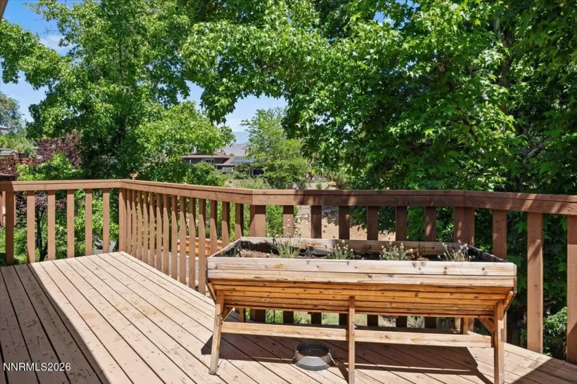 3070 Natalie, Reno, Nevada 89509, 5 Bedrooms Bedrooms, ,3 BathroomsBathrooms,Residential,Residential,Natalie,0,260007423