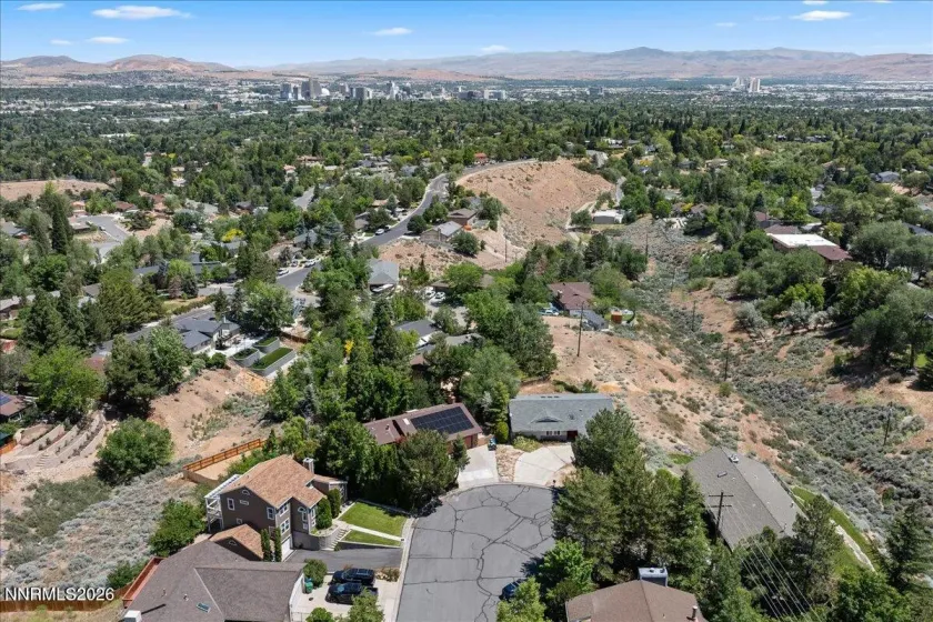 3070 Natalie, Reno, Nevada 89509, 5 Bedrooms Bedrooms, ,3 BathroomsBathrooms,Residential,Residential,Natalie,0,260007423