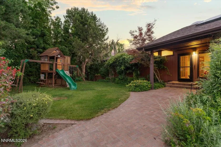 3070 Natalie, Reno, Nevada 89509, 5 Bedrooms Bedrooms, ,3 BathroomsBathrooms,Residential,Residential,Natalie,0,260007423