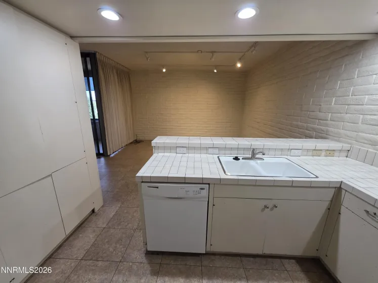 1200 Riverside, Reno, Nevada 89503, 2 Bedrooms Bedrooms, ,2 BathroomsBathrooms,Residential,Residential,Riverside,0,260007433