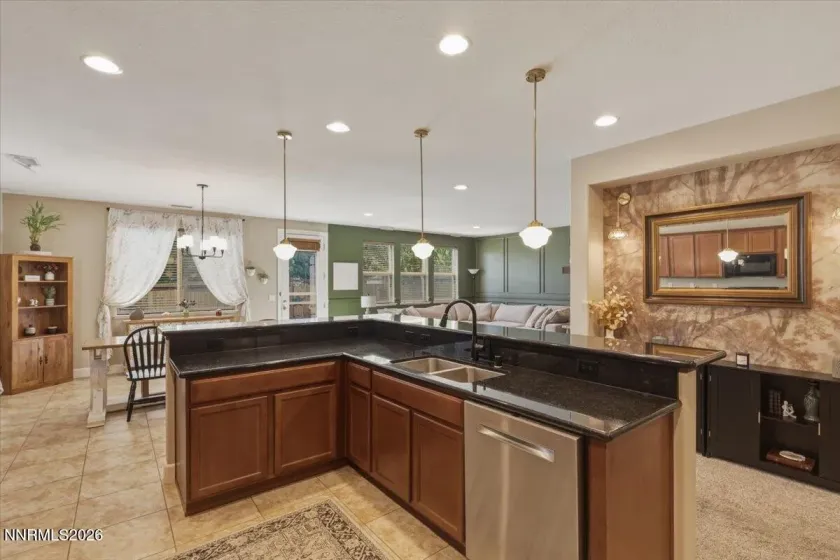 6683 Voyage, Sparks, Nevada 89436, 3 Bedrooms Bedrooms, ,3 BathroomsBathrooms,Residential,Residential,Voyage,0,260007434