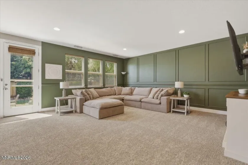6683 Voyage, Sparks, Nevada 89436, 3 Bedrooms Bedrooms, ,3 BathroomsBathrooms,Residential,Residential,Voyage,0,260007434