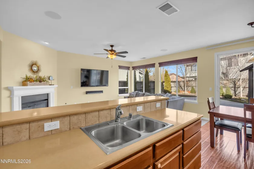 461 Roseben, Reno, Nevada 89521, 4 Bedrooms Bedrooms, ,3 BathroomsBathrooms,Residential,Residential,Roseben,0,260007435