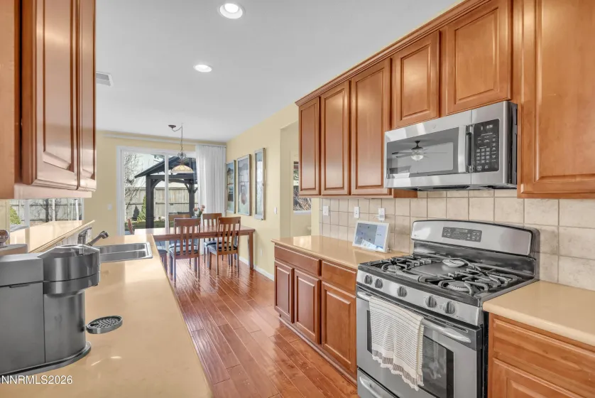 461 Roseben, Reno, Nevada 89521, 4 Bedrooms Bedrooms, ,3 BathroomsBathrooms,Residential,Residential,Roseben,0,260007435