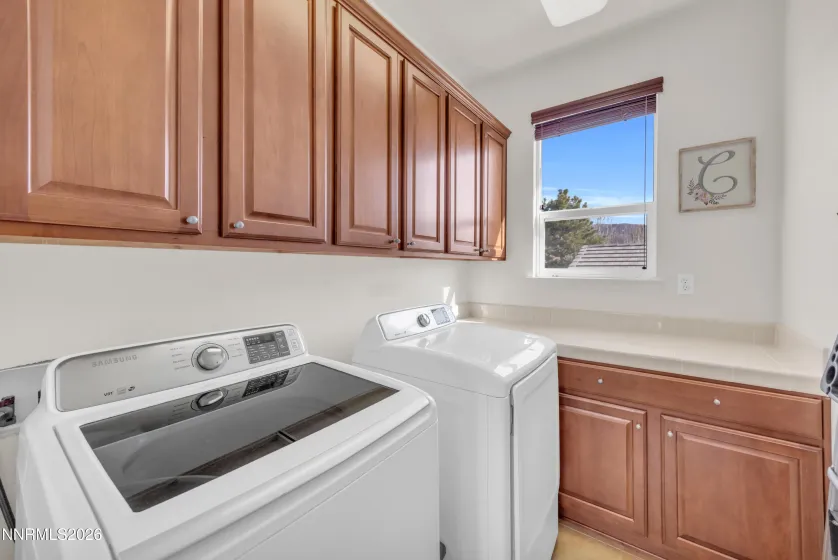 461 Roseben, Reno, Nevada 89521, 4 Bedrooms Bedrooms, ,3 BathroomsBathrooms,Residential,Residential,Roseben,0,260007435