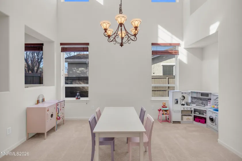 461 Roseben, Reno, Nevada 89521, 4 Bedrooms Bedrooms, ,3 BathroomsBathrooms,Residential,Residential,Roseben,0,260007435
