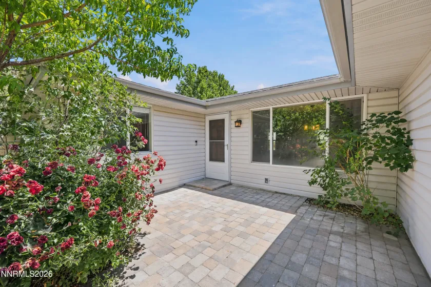 330 Steamboat, Reno, Nevada 89521, 3 Bedrooms Bedrooms, ,2 BathroomsBathrooms,Residential,Residential,Steamboat,0,260007436