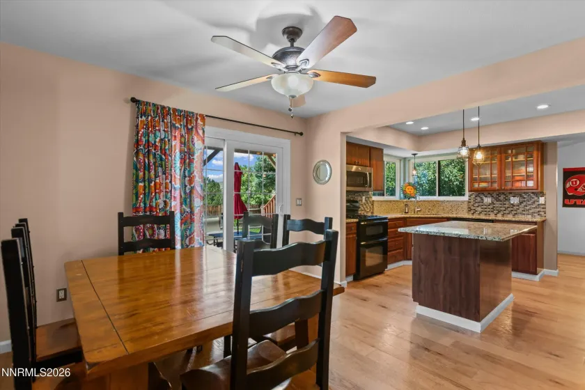 5225 Canyon Crest, Sparks, Nevada 89436, 5 Bedrooms Bedrooms, ,4 BathroomsBathrooms,Residential,Residential,Canyon Crest,0,260007437