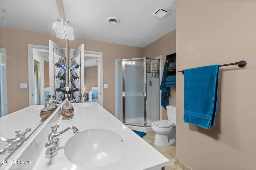 5225 Canyon Crest, Sparks, Nevada 89436, 5 Bedrooms Bedrooms, ,4 BathroomsBathrooms,Residential,Residential,Canyon Crest,0,260007437