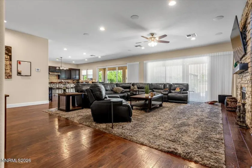 2835 Hero, Reno, Nevada 89521, 4 Bedrooms Bedrooms, ,3 BathroomsBathrooms,Residential,Residential,Hero,0,260007443
