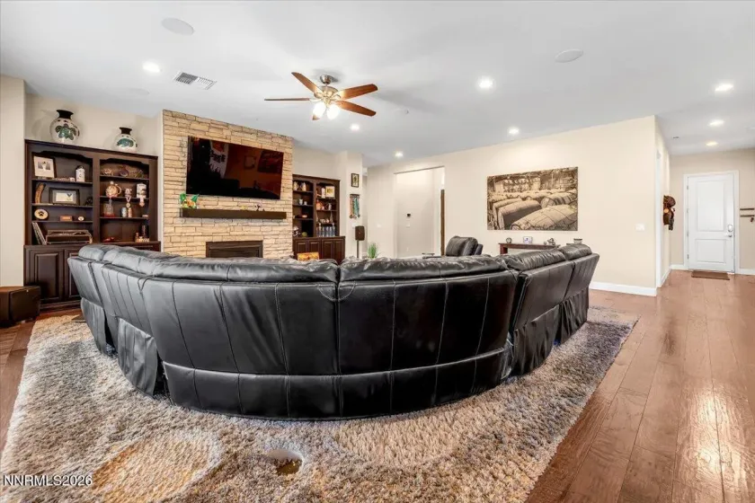 2835 Hero, Reno, Nevada 89521, 4 Bedrooms Bedrooms, ,3 BathroomsBathrooms,Residential,Residential,Hero,0,260007443