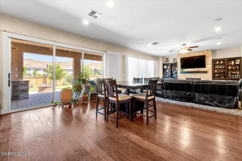 2835 Hero, Reno, Nevada 89521, 4 Bedrooms Bedrooms, ,3 BathroomsBathrooms,Residential,Residential,Hero,0,260007443