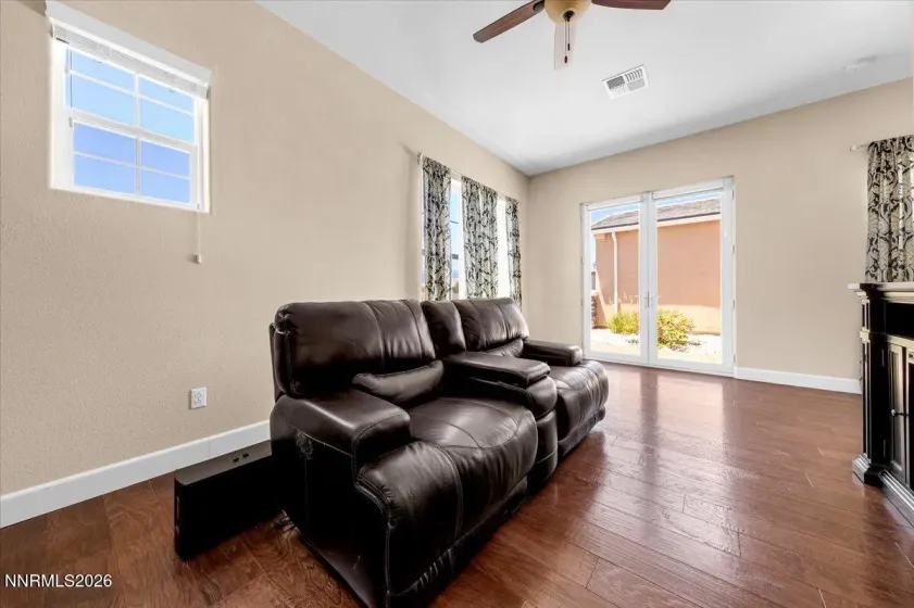 2835 Hero, Reno, Nevada 89521, 4 Bedrooms Bedrooms, ,3 BathroomsBathrooms,Residential,Residential,Hero,0,260007443