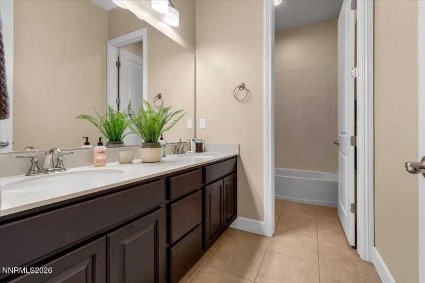 2835 Hero, Reno, Nevada 89521, 4 Bedrooms Bedrooms, ,3 BathroomsBathrooms,Residential,Residential,Hero,0,260007443