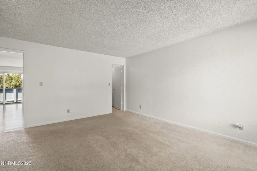 3948 Clear Acre Ln, Reno, Nevada 89512, 2 Bedrooms Bedrooms, ,1 BathroomBathrooms,Residential,Residential,Clear Acre Ln,0,260007445