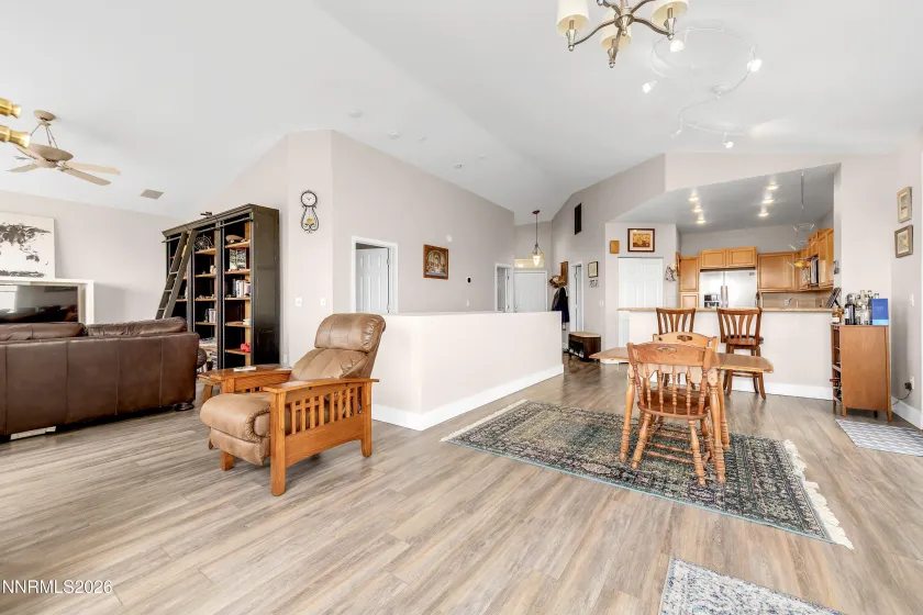 4643 Bradford, Reno, Nevada 89519, 2 Bedrooms Bedrooms, ,3 BathroomsBathrooms,Residential,Residential,Bradford,0,260007448