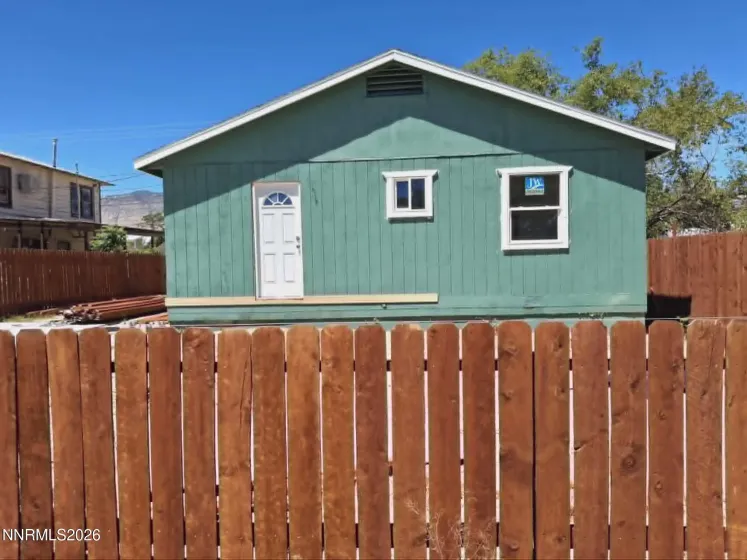 747 D, Hawthorne, Nevada 89415, 4 Bedrooms Bedrooms, ,2 BathroomsBathrooms,Residential Income,Residential,D,0,260007453