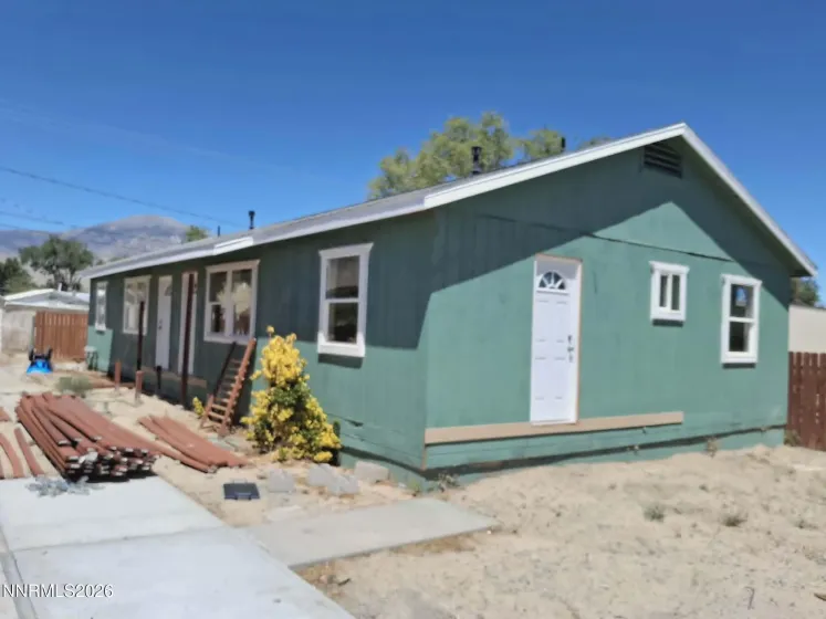 747 D, Hawthorne, Nevada 89415, 4 Bedrooms Bedrooms, ,2 BathroomsBathrooms,Residential Income,Residential,D,0,260007453