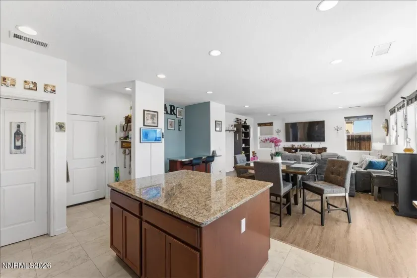 10996 Bloomsburg, Reno, Nevada 89506, 3 Bedrooms Bedrooms, ,3 BathroomsBathrooms,Residential,Residential,Bloomsburg,0,260007454