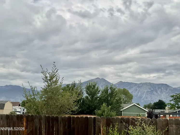 1285 Franklin, Gardnerville, Nevada 89460, 3 Bedrooms Bedrooms, ,2 BathroomsBathrooms,Residential,Residential,Franklin,0,260007459