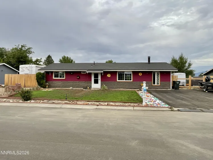 1285 Franklin, Gardnerville, Nevada 89460, 3 Bedrooms Bedrooms, ,2 BathroomsBathrooms,Residential,Residential,Franklin,0,260007459