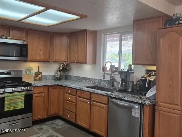1285 Franklin, Gardnerville, Nevada 89460, 3 Bedrooms Bedrooms, ,2 BathroomsBathrooms,Residential,Residential,Franklin,0,260007459