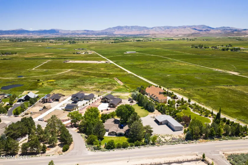 697 Indian Trail, Gardnerville, Nevada 89460, 4 Bedrooms Bedrooms, ,4 BathroomsBathrooms,Residential,Residential,Indian Trail,0,260007470