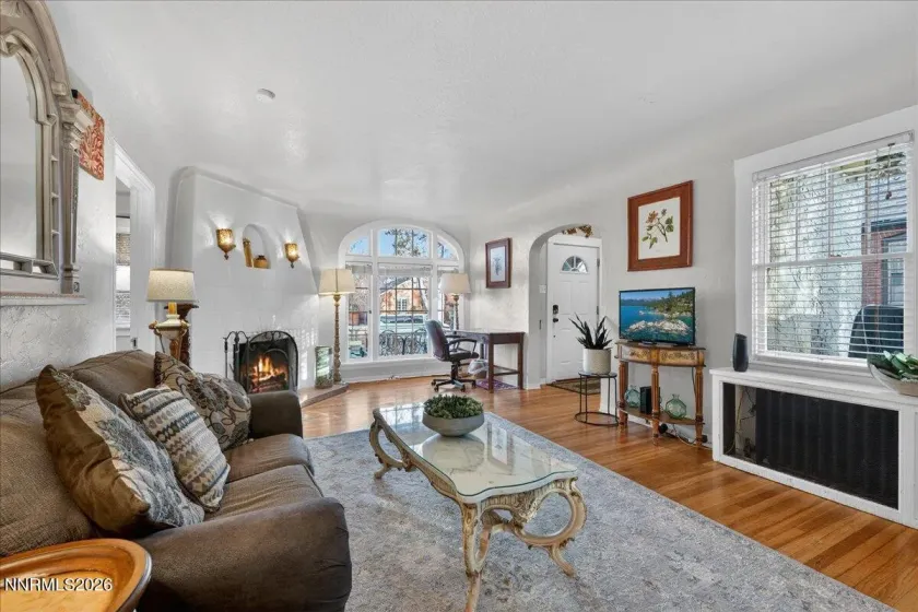 611 Nixon, Reno, Nevada 89509, 4 Bedrooms Bedrooms, ,2 BathroomsBathrooms,Residential,Residential,Nixon,0,260007480