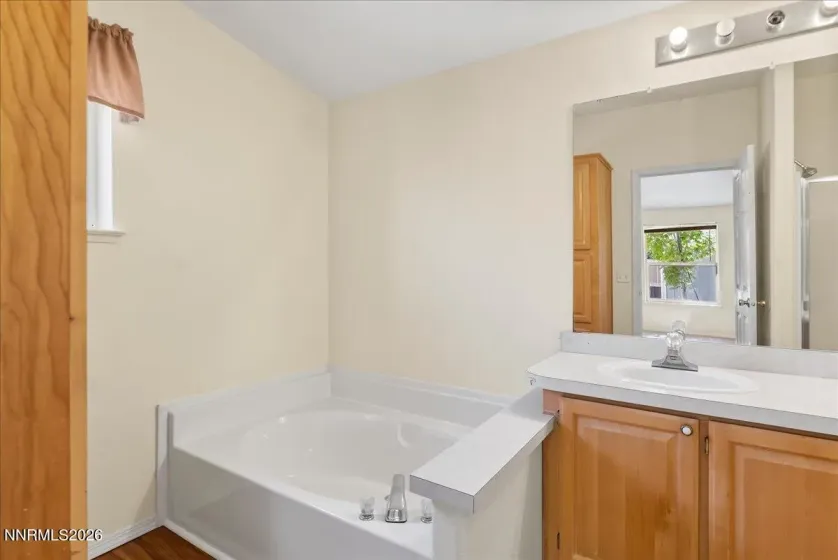 7621 Diamond Pointe, Reno, Nevada 89506, 3 Bedrooms Bedrooms, ,2 BathroomsBathrooms,Residential,Residential,Diamond Pointe,0,260007481