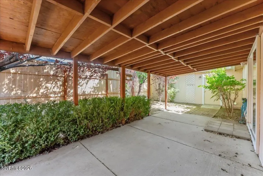 7621 Diamond Pointe, Reno, Nevada 89506, 3 Bedrooms Bedrooms, ,2 BathroomsBathrooms,Residential,Residential,Diamond Pointe,0,260007481