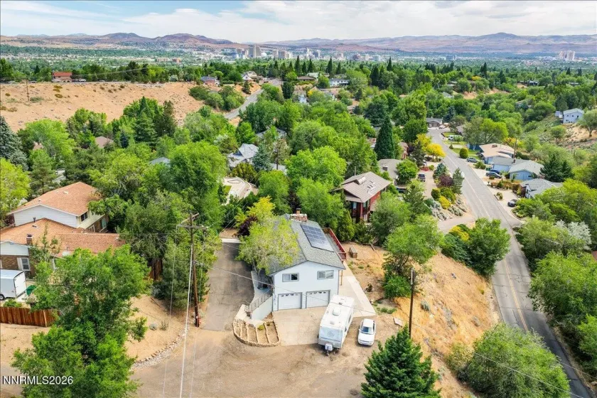 2682 Markridge, Reno, Nevada 89509, 3 Bedrooms Bedrooms, ,3 BathroomsBathrooms,Residential,Residential,Markridge,0,260007483