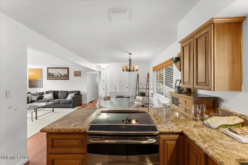 2682 Markridge, Reno, Nevada 89509, 3 Bedrooms Bedrooms, ,3 BathroomsBathrooms,Residential,Residential,Markridge,0,260007483